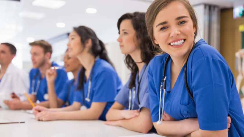 Formation Rôle Élargi pour Infirmière Auxiliaire au Québec